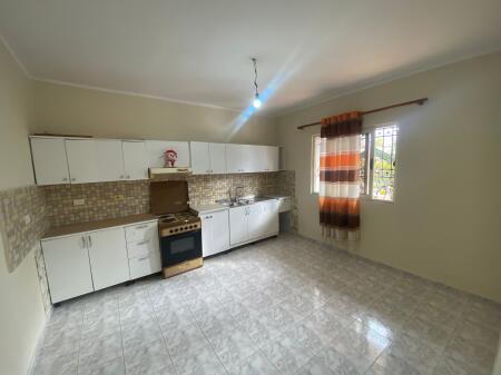 🏡 Casa 2+1 Vuota in Affitto ad Astir, Tirana