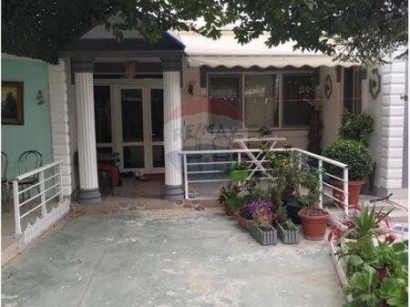 Edificio - In Vendita - Scuola Unita, Tirana(ID: 530481001-994)