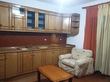 Affitto, Appartamento 2+1, Allias – vicino alla Facoltà di Medicina, 45.000 Lek/mese