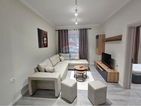 Apartment for rent 2 bedroom in Bllok - Garda