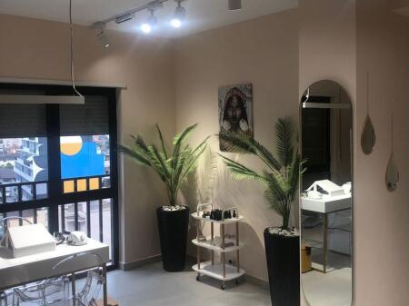 Vendesi in vendita 3+1+2 vicino a Villa Gold