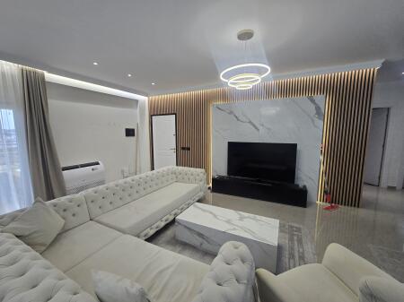 APARTAMENT 2+1+2+ POST PARKIMI | ME QIRA | LIQENI I FARKËS