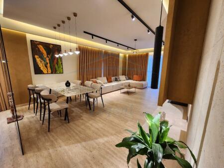 Qera, Apartament 3+1+2 Poste Parkimi, Secret Garden Residence, Tirane.