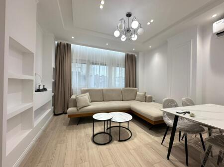 🏡 Apartament 2+1 me Ballkon – Me Qira