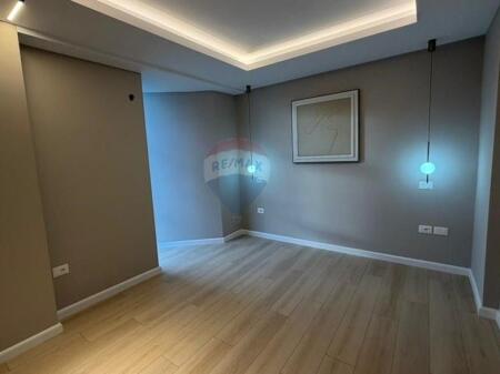 Apartament 2+1 - Për Shitje - Ish Ekspozita, Tiranë!!!!!! ID: 530491011-176