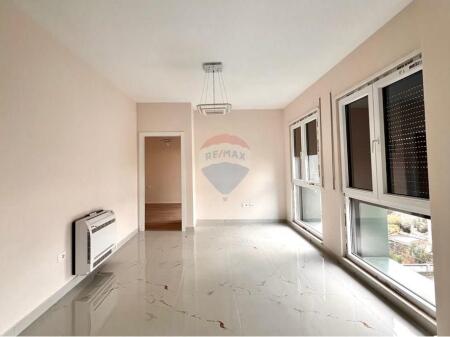 Zyre per qira te Rruga Jordan Misja!