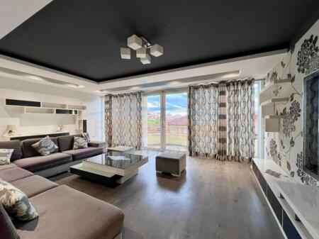 Qera, Shtëpi Private 2-Katëshe, Porcelan, Tiranë.