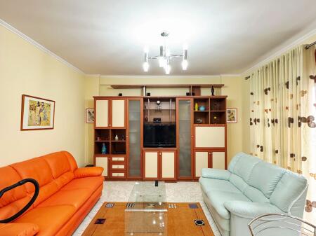Apartament per Qira 1+1 prane Bar Zero Rruga e Portit