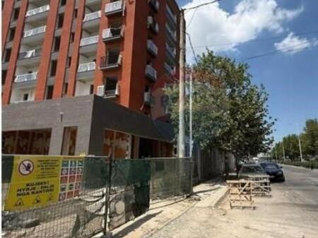 Apartament - Për Shitje - Bulevardi Blu, Kamëz(ID: 530261059-303)