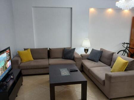 🏢Nella zona di Fresku, vicino alla Pasticceria Melisa, si affitta un appartamento arredato 2+1. 520 Euro   