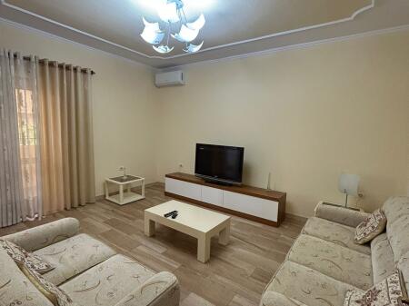 2+1,i mobiluar vasil shanto,cmimi 650 euro