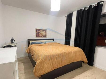 Affitto, Appartamento 1+1, Via Bardhyl, Tirana.