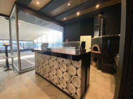 Jepet me qira ambient biznesi bar piceri ne zonen e Astirit!