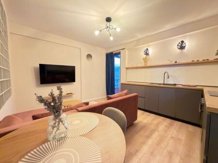 1+1 - Botanical Garden