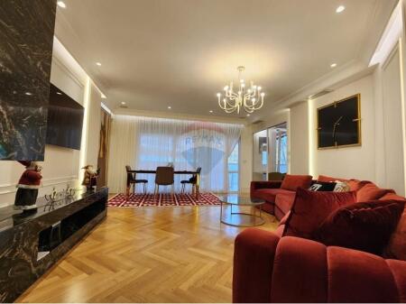 SHITET APARTAMENT 2+1 Pami KOPSHTI BOTANIK !