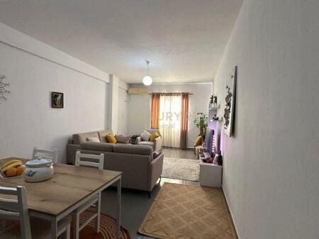 Apartament 2+1 Për Shitje në Yzberish, Tiranë