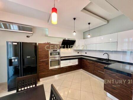 Jepet me qira apartament modern 2+1 – Kati i 3-të.