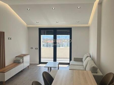 Apartament 2+1+2 me qira në Fresk – Kati i fundit papafingo .