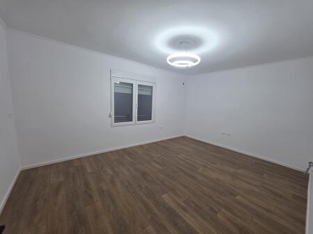 shitet apartament 2+1 porcelan