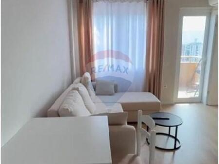 Apartament 1+1 per qira, Astir