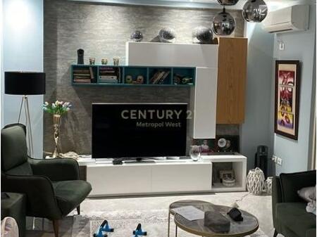 Apartament 2+1+2 tualete, me post parkimi në Shitje - Fresku Tiranë!