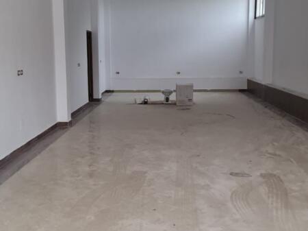 Ambient me qera Univers City