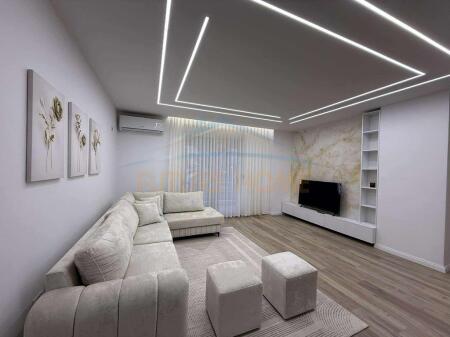 Shitet Apartament 2+1+2, Vila L , Tirane