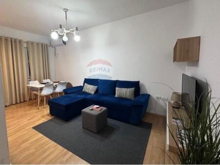 Apartament - Për Qira - Sheshi Skënderbej, Tiranë ID: 530281030-927