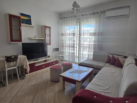 APARTAMENT 1+1 ME QIRA Rr. Pavarësia, Ura e Dajlanit, Plazh – Durrës