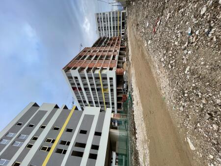 Shitet 1+1, Univers City