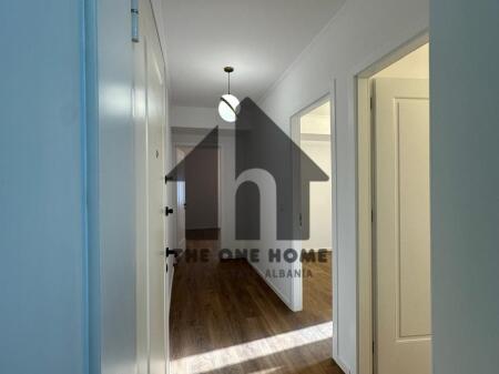 Ap.Shitje 1+1 Porcelan (mbrapa Universitetit UET)
