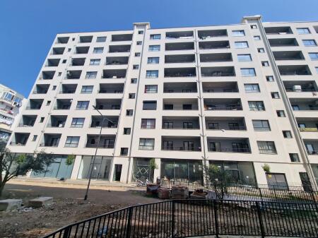 SHITET APARTAMENT 2+1 KAMEZ MEHILLAJ REZIDENCE