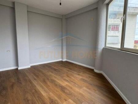 In vendita, Appartamento 1+1, Fresku, Tirana