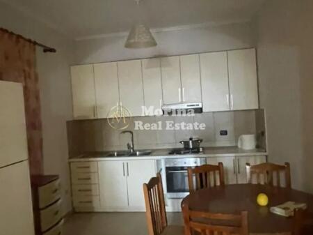 Affitto, Appartamento 2+1, a Selite, dietro la Scuola Marin Barleti, 600 Euro/mese