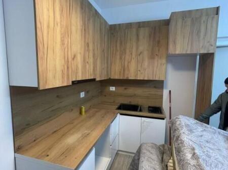 Apartament 1+1 me qira tek Mangalemi.