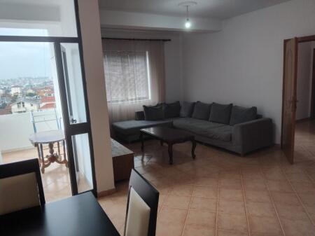 Apartament me qëra 2+1