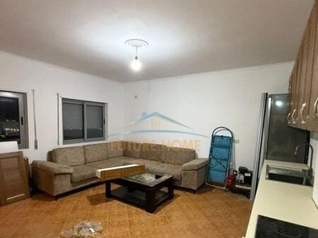 Appartamento 1+1, in Affitto, Kombinat