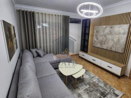 Shitet, Apartament 2+1, Plazh Hekurudha, Durres!