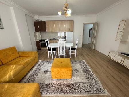 Jepet apartament me qera 1+1