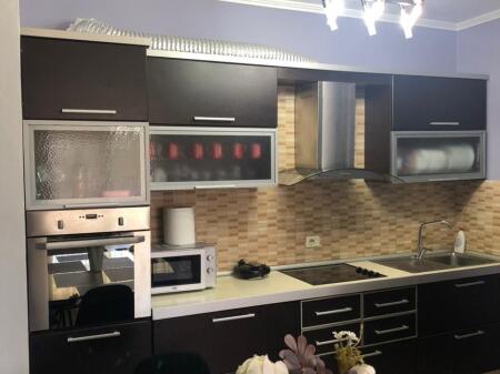 Shitet apartament 2+1 në Astir!