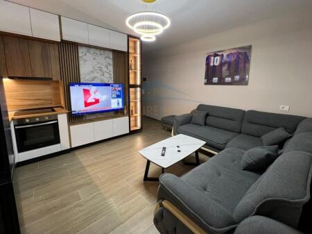 Qera, Apartament 1+1, Fresk, Tiranë.