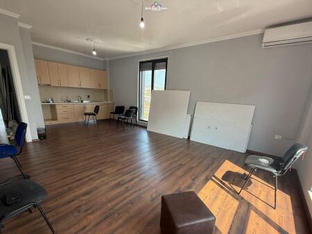 Zyre me qera 3+1+post parkimi ne Porcelan (ID BZ2695) Tirane