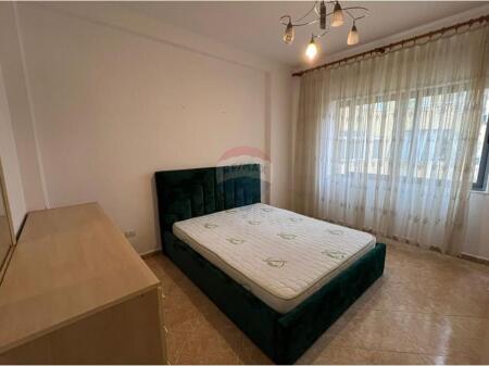 ME QIRA-TE KOMPLEKSI DINAMO