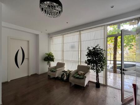 Negozio in affitto vicino al Lago Secco!