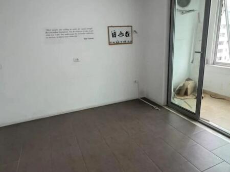 Ambjent Biznesi me Qira tek Zogu i Zi, tek Ring Center 🏢📍