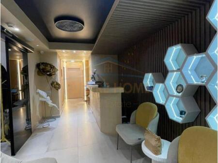 Shitje, Ambient Biznesi, Rruga e Durrësit, Tiranë