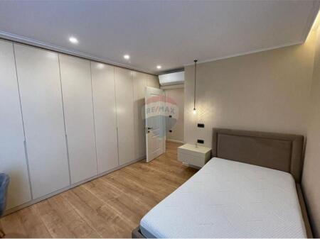 Appartamento 2+1+2 ~In centro, Tirana