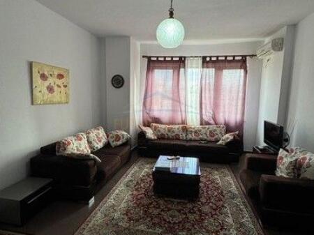 Qera , Apartament 1+1 , Rruga Mine Peza , Tiranë.