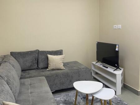 🏡 Entrance 1+1 for rent, in Lapraka 40,000 Leke