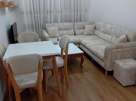 APARTAMENT ME QERA 1+1 ALI DEMI 40.000 LEKE